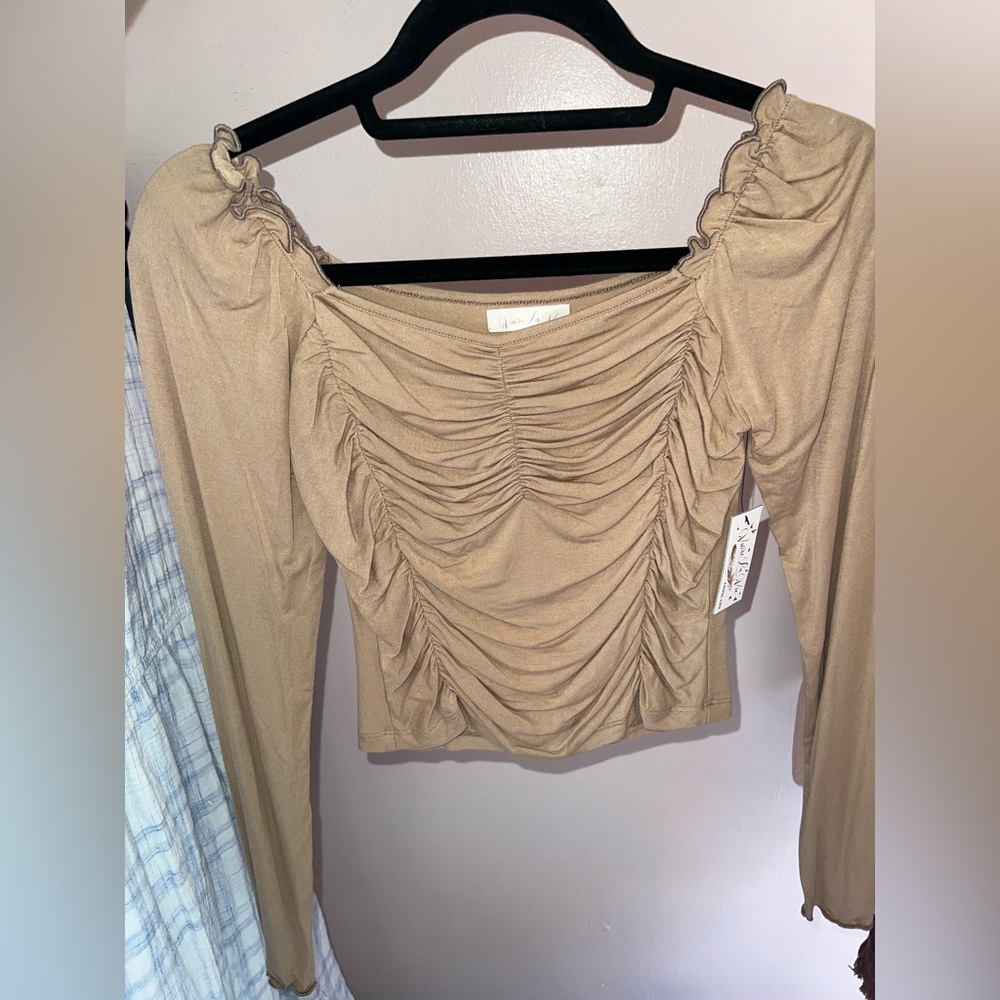 Vivre La Vie Ruched Top